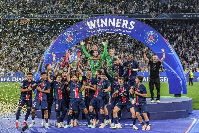 皇冠信用網代理_大巴黎首夺欧冠创多项历史皇冠信用網代理，姆巴佩发贺电、恩里克想去世女儿