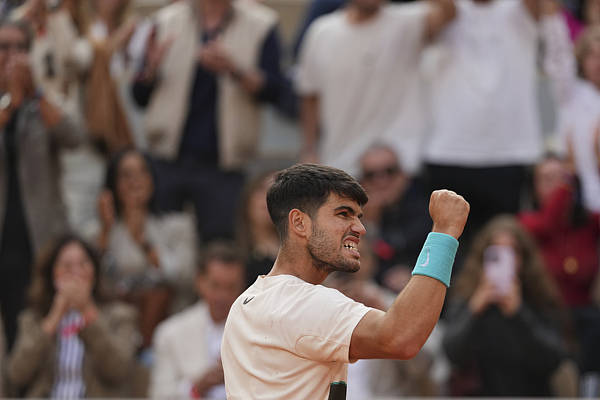 信用网怎么开户_法网︱阿尔卡拉斯让二追三男单卫冕成功信用网怎么开户，互相成就伟大的“顶尖对抗”重现网坛