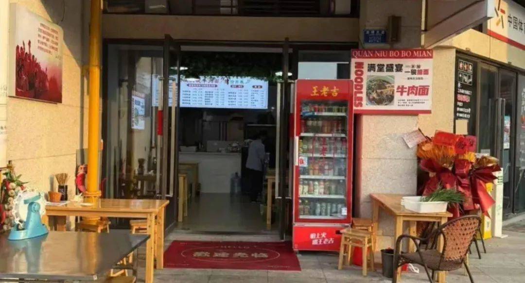 皇冠信用網结算日是哪天_女生曝打暑假工被餐馆老板强行按摩碰到隐私部位猥亵皇冠信用網结算日是哪天，因无监控证据求助！重庆警方介入