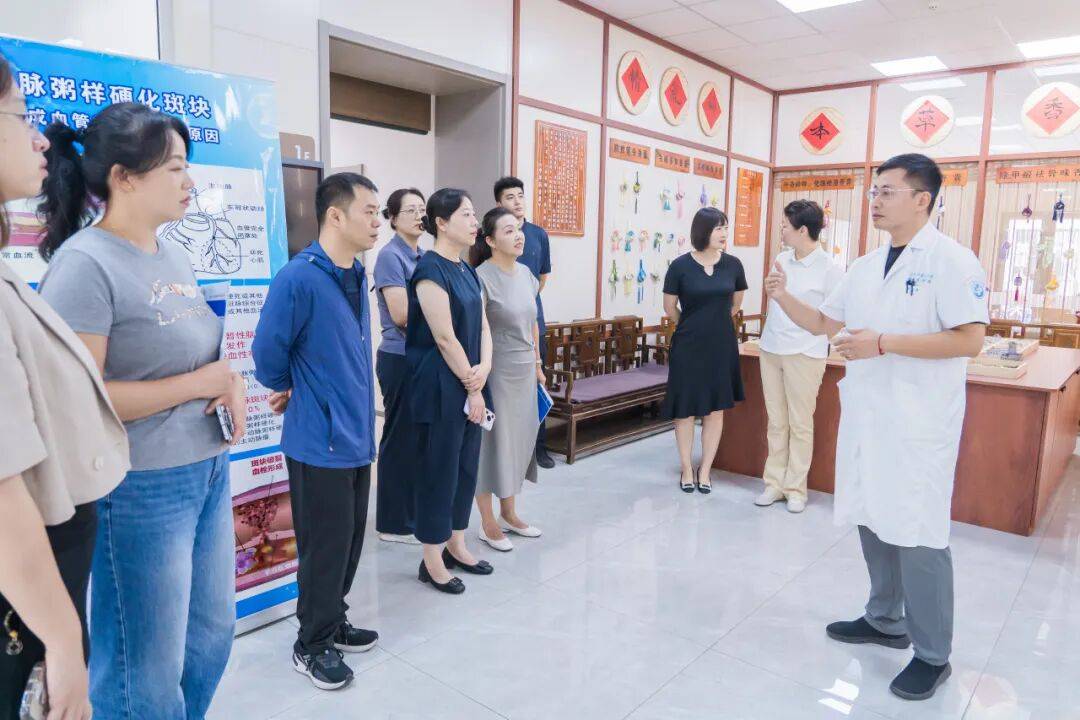 哈韦尔斯vs奥斯纳布鲁克_沈阳市皇姑区三台子街道领导李晓林一行到辽宁中医药大学附属第二医院参观调研