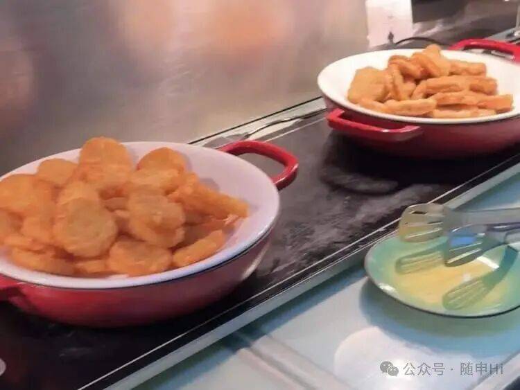 皇冠信用網代理如何申请_上海五星级酒店皇冠信用網代理如何申请，突然大排长龙！25元装满满一盒，菜品可自选，市民直呼划算