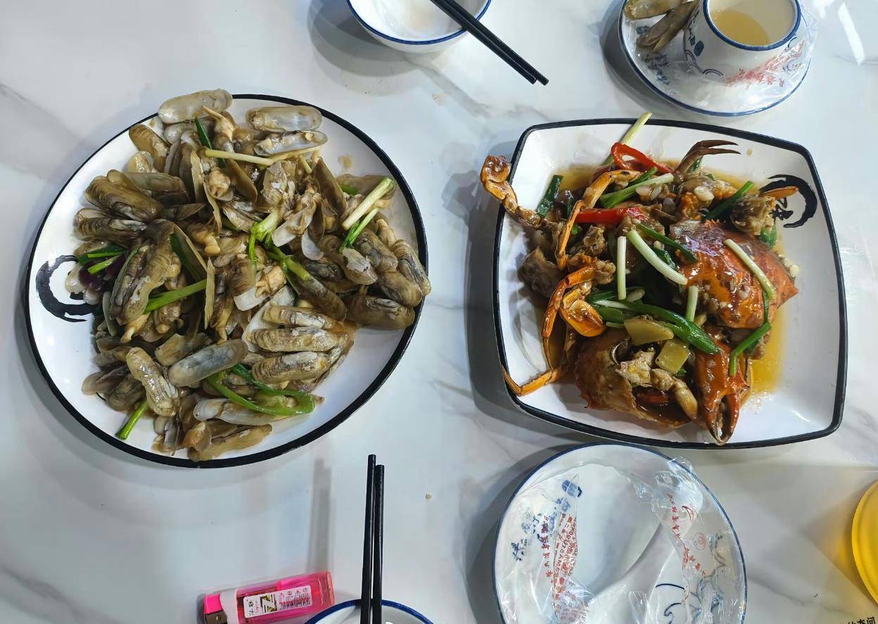 皇冠信用网会员注册_惠州一餐厅两个菜收661元皇冠信用网会员注册，顾客投诉后称已获退款400元，官方回应