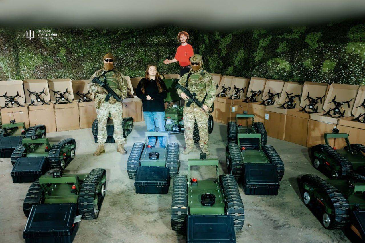 皇冠代理登1_俄军这次大意了皇冠代理登1，包饺子失败：机器人突入红军城，乌军一夜全跑了