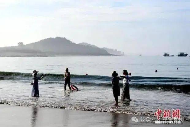 皇冠信用網出租
_鼓励实行2.5天休假皇冠信用網出租
！10余省份明确